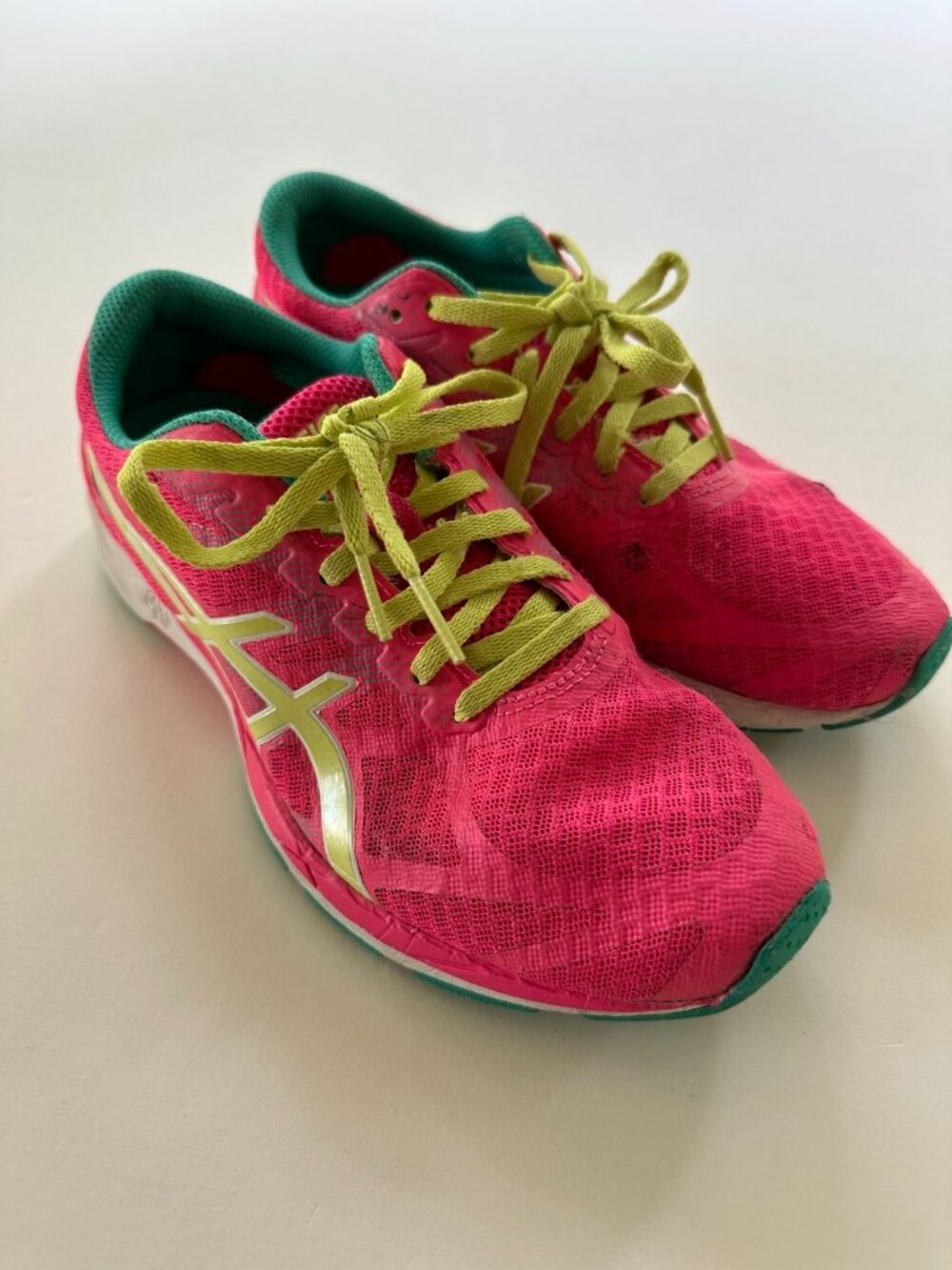 Asics Size 7 Womens Running Shoes
